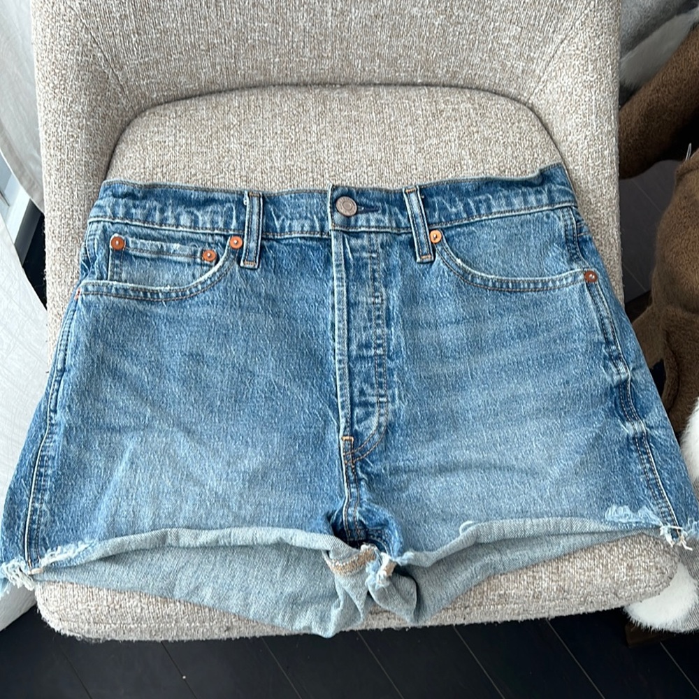 The Gap Cheeky shorts NWT